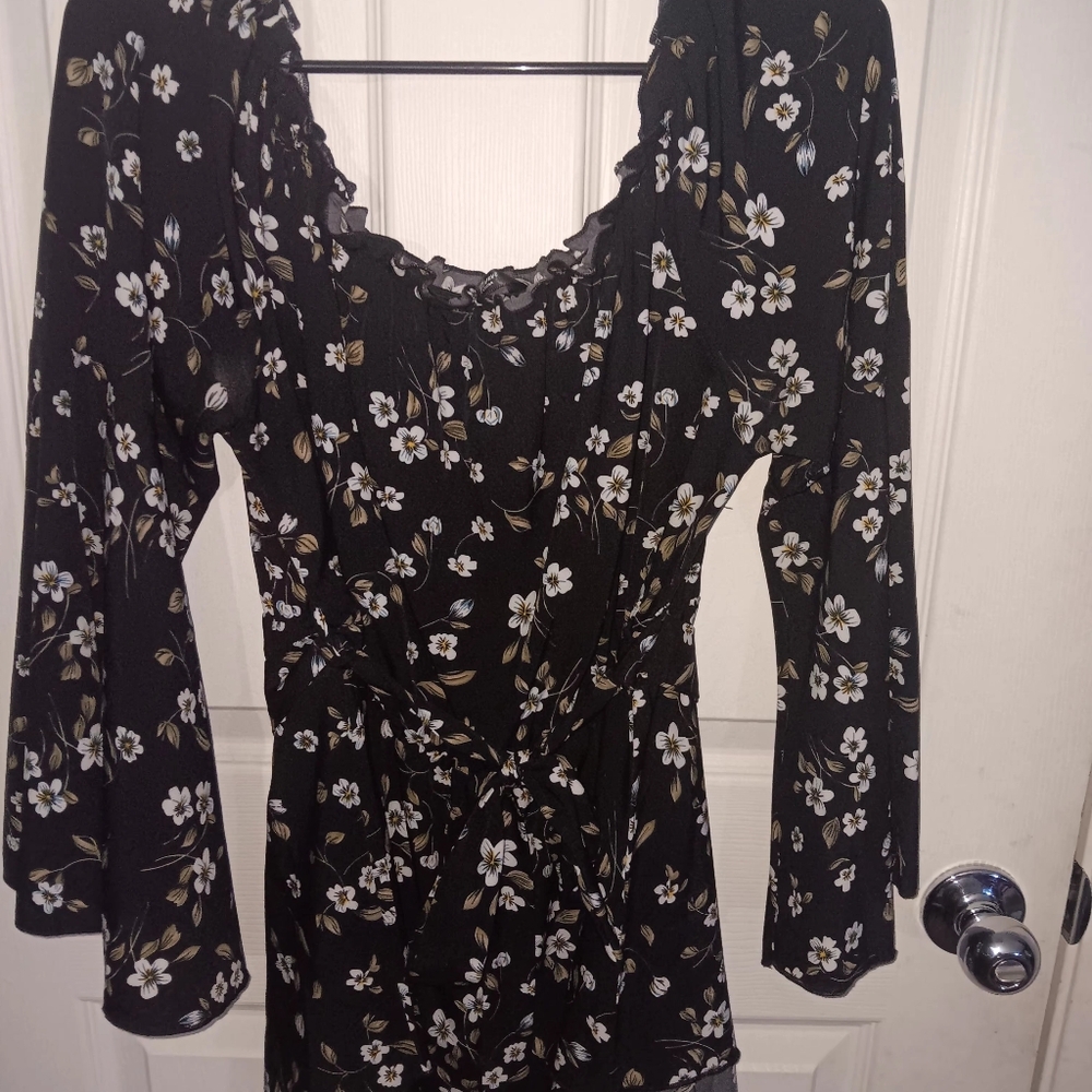 Floral Black Long-Sleeve Mini Dress - Size XL